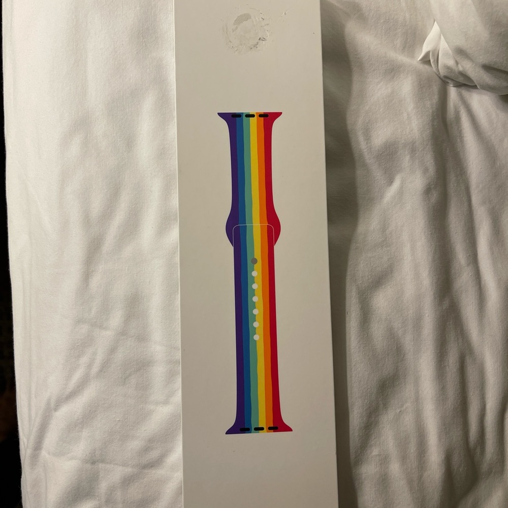 Apple 40 MM Pride Edition Sport Band